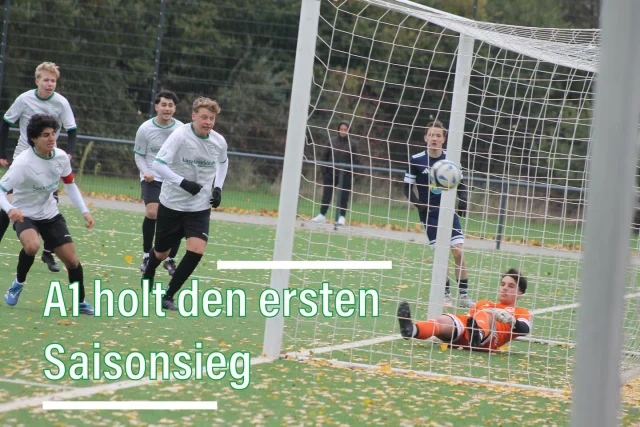 #ajugend #landesliga #lebenszeichen #heimsieg

Unsere A1 @sg_suderwich_u19 holte am Sonntag beim 4:3 (2:2) über den @fcb_1927_jugendfussball die ersten drei Punkte der laufenden Saison 💪🔥

Im vierten Anlauf klappte es also endlich mit dem ersten Dreier zu Hause. Nach einem guten Start führten unsere Jungs nach 20 Min verdient mit 2:0 durch Ilbey Idris und Gabriel ⚽️ Doch die Gäste glichen nach 25 Min durch einen Doppelschlag zum 2:2 aus 🤨

Und 5 Min nach dem Wechsel kam es noch schlimmer - 2:3 😟 Aber unsere Jungs zeigten Moral und Ilbey Idris staubte zum 3:3 ab 💪 Und 3 Min vor dem Ende erzielte auch Gabriel seinen zweiten Treffer und traf zum umjubelten 4:3-Siegtreffer 👏👏 Damit verkürzten unsere Jungs den Abstand zum TuS Haltern auf 2 Punkte 👍

#wirsindsurk #zusammenhalt #teamgeist