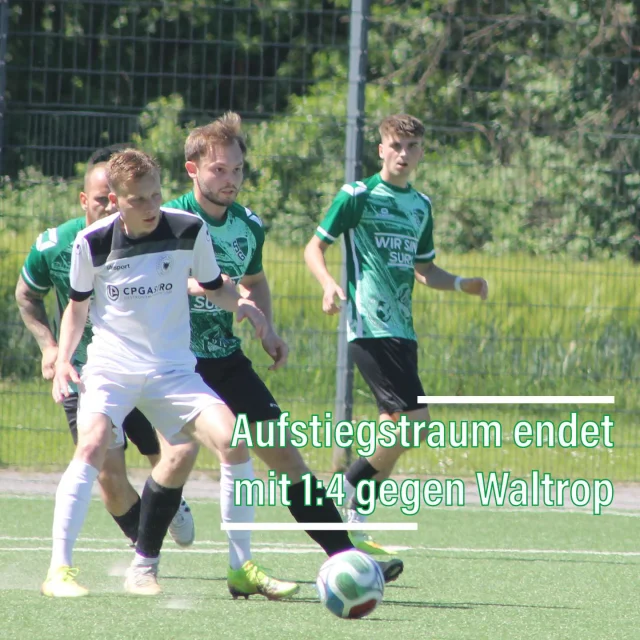#senioren #meisterschaft #heimspiel #wirsindsurk #stolz

„Wir wollen die Mannschaft sehen…“ - unsere Fans hatten ein feines Gespür für die Situation 🙏 Wenige Sekunden zuvor ertönte der Schlusspfiff und dank des späten Ausgleichstreffer machte sich @swroellinghausen1923ev vorzeitig zum Meister der Kreisliga A - an dieser Stelle erstmals herzlichen Glückwunsch in die Nachbarschaft 👏👏👏

Und damit platzte auch die Hoffnung unserer Gäste aus @teutoniasuswaltrop die sich mit einem 4:1-Auswärtssieg kurzzeitig wieder im Aufstiegsrennen befanden - am Ende platzten aber die Aufstiegsträume beider Teams 🤷‍♂️ 

Nach so einem klaren Erfolg sah es in der torlosen ersten Hälfte allerdings überhaupt nicht aus! Die größte Aufregung gab es kurz vor der Pause, als alle Surker Zuschauer ein Handspiel sahen, der Schiri aber weiterspielen ließ. Der VAR hätte wohl eingegriffen, aber die Videobilder wurden nicht angefordert 🙈 Kurz zuvor hatte @fynnswzz mit einem satten 25m Schuss die beste Chance, ansonsten neutralisierten sich beide Teams weitestgehend 🤔

Und den nächsten Aufreger gab es dann fünf Min nach der Pause - @mitch_19.19 wollte das Spiel schnell machen, doch sein Pass wurde abgefangen - schneller Pass in die Spitze (allerdings etwas abseitsverdächtig 😔) und schon stand es 0:1. Der Rückstand lähmte unsere Jungs spürbar und trotz der frohen Kunde aus Marl gelang kein wirkliches Aufbäumen - stattdessen zeigte Waltrop Kaltschnäuzigkeit vor dem Tor und traf entschlossen zum 0:2 🤨

Der Stachel saß tief und so nutzte Waltrop einen weiteren Konter zum 0:3! @joshua.dnk sorgte zehn Min vor dem Ende mit dem sehenswerten 1:3 ⚽️ noch einmal für Hoffnung und unsere Jungs drückten, der Ball wollte aber nicht noch einmal ins Tor…😔

Dann kam die Nachricht aus Marl und Waltrop konnte sich über das 4:1 mit dem Schlusspfiff auch nicht mehr wirklich freuen 🤷‍♂️

Und jetzt zurück zum Anfang - kein Zuschauer nahm es unseren Jungs übel, natürlich hätte sich jeder ein Showdown in Röllinghausen gewünscht, aber unsere Jungs haben eine herausragende Saison gespielt und eine positive Zukunft vor sich - und das sehen auch alle Surker Fans so 💚🤍
